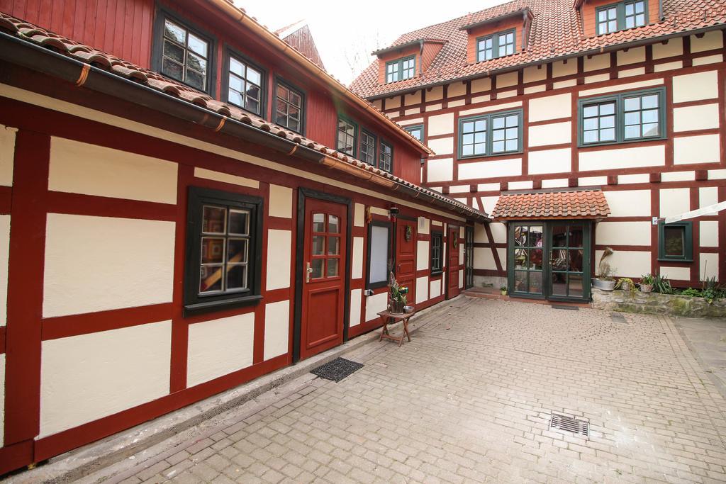 Hotel Erfurter Kreuz Kirchheim  Exterior photo