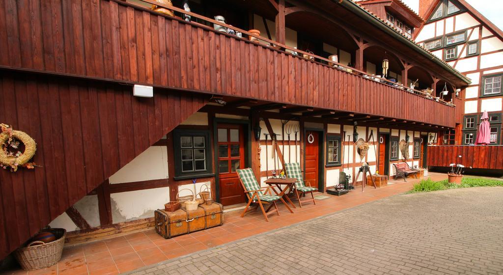 Hotel Erfurter Kreuz Kirchheim  Exterior photo