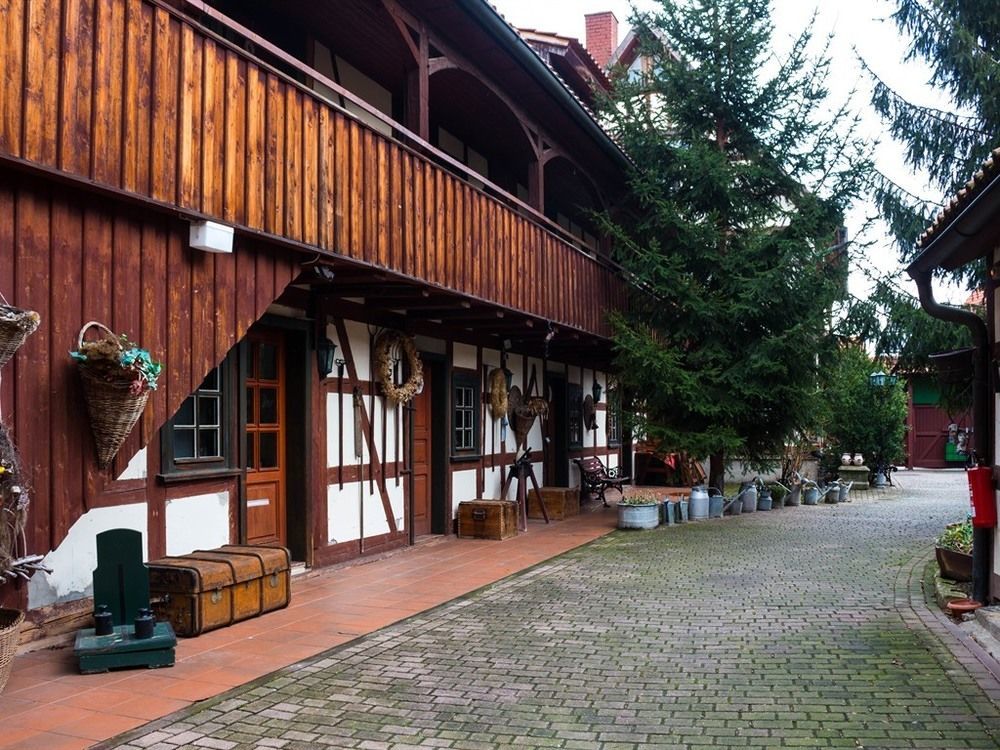 Hotel Erfurter Kreuz Kirchheim  Exterior photo