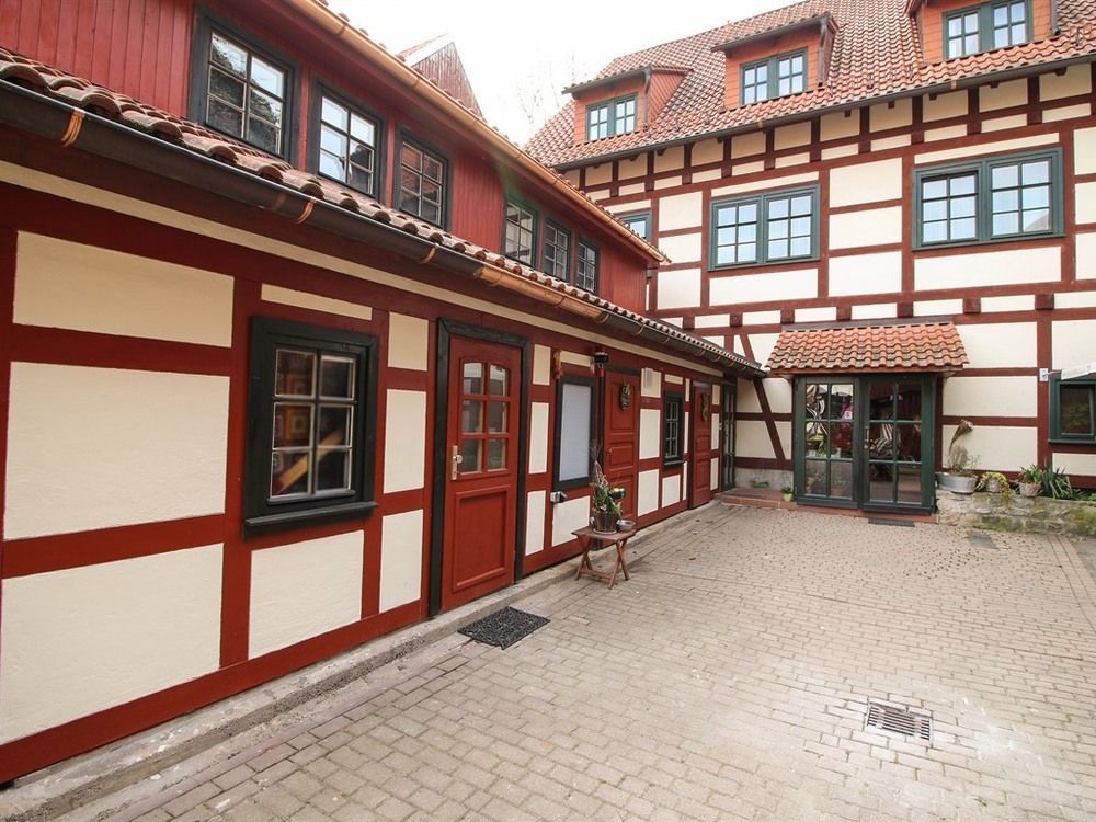 Hotel Erfurter Kreuz Kirchheim  Exterior photo